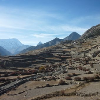 The path beyond Manang – Tilicho peak in the distance.